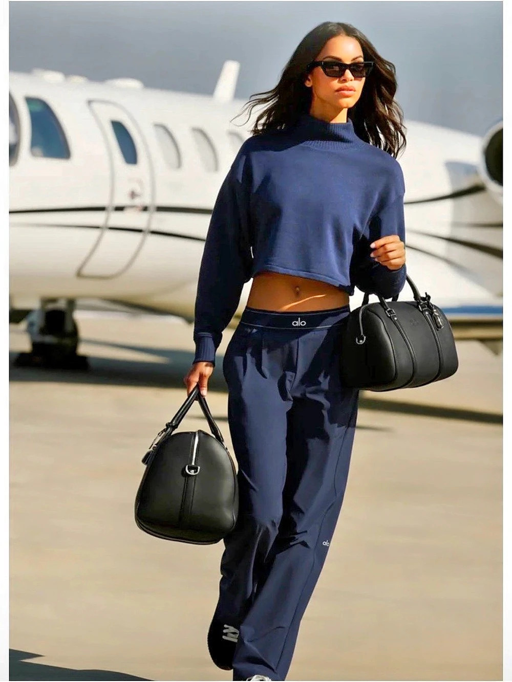 alo Suit Up Trouser Wide Leg Trouser Pants in Blue Size Small NWT